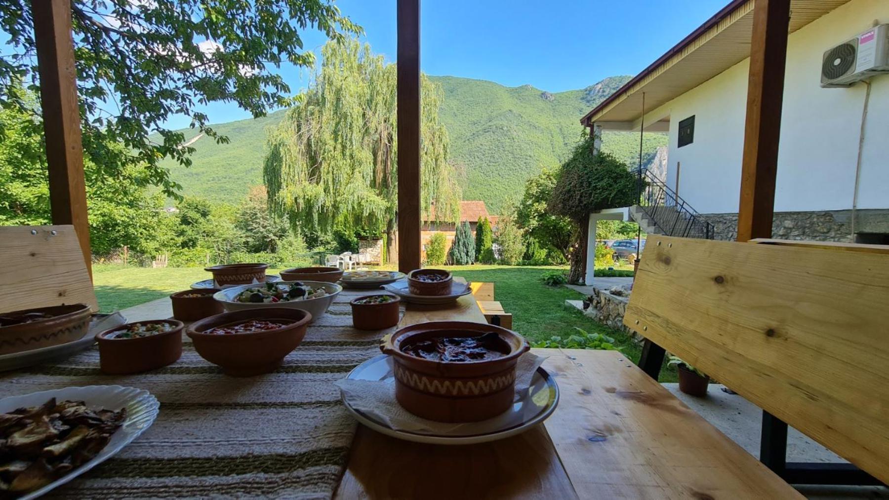 Vila Ilis House Matka Skopje Exteriér fotografie